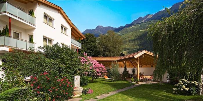Residence Andrea Lagundo Exterior foto